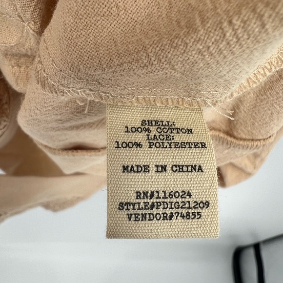 Gimmicks tan lace trim button front top - Picture 7 of 10